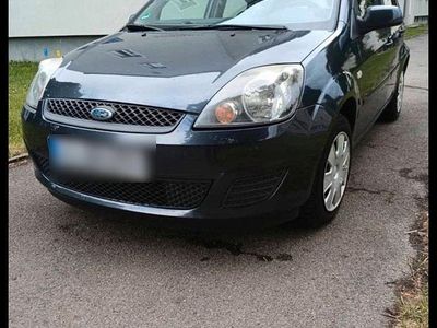Gebraucht Ford Fiesta 69 PS (50 kW) 2008 Andere farben Kleinwagen