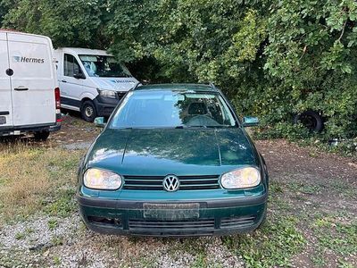 VW Golf IV