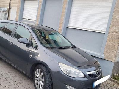 Usata Opel Astra Selection 125 CV (91 kW) 2012 Grigio Station wagon