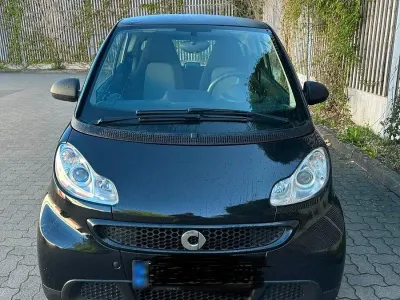 Gebraucht Smart ForTwo Coupé 61 PS (44 kW) 2012 Schwarz Coupé
