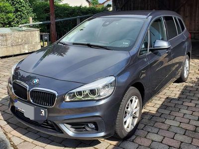 Grau Gebraucht 2018 BMW 218 Kombi | 19.990 € (Teuer)