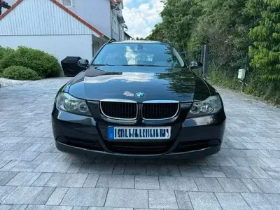 Gebraucht BMW 320 170 PS (125 kW) 2008 Schwarz Kombi