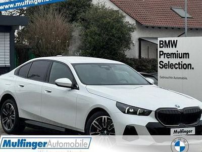 Nuova BMW 530e Shadowline 299 CV (219 kW) 2026 Bianco Station wagon