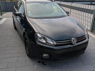 Gebraucht VW Golf VII 105 PS (77 kW) 2012 Schwarz Kombi
