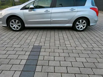 Gebraucht Peugeot 308 SW 120 PS (88 kW) 2010 Grau Kombi