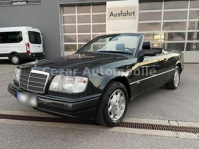 Gebraucht Mercedes E320 Sportline 220 PS (161 kW) 1995 Schwarz Cabrio