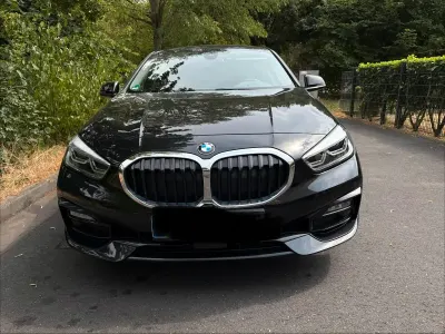 Gebraucht BMW 118 Sport Line 150 PS (110 kW) 2020 Schwarz Limousine