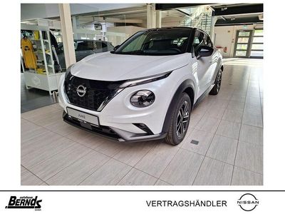 Pearl white pearleffekt/ dach Neu 2025 Nissan Juke N-Connecta SUV | 28.574 € (Fairer Preis)