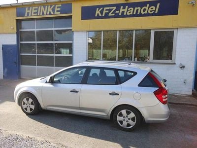 Gebraucht Kia Ceed Sportswagon 109 PS (80 kW) 2009 Silber Kombi