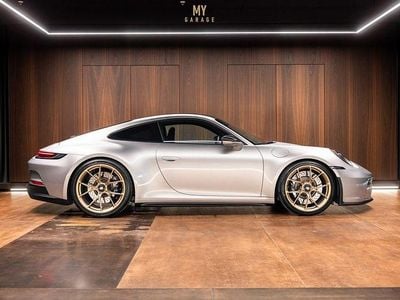 Second-hand Porsche 911 510 CP (375 kW) 2024 Argintiu Cabrio