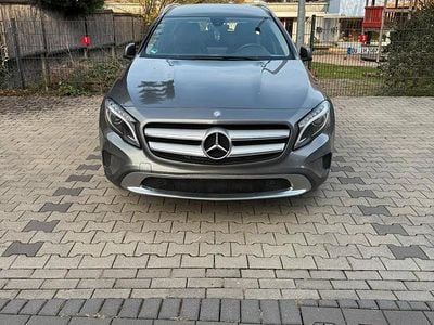 Mercedes GLA200