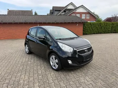 Gebraucht Kia Venga Spirit 90 PS (66 kW) 2012 Schwarz Kleinwagen