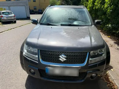 Gebraucht Suzuki Grand Vitara 130 PS (95 kW) 2010 Grau SUV