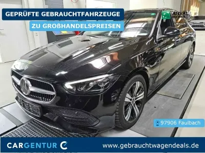 Second-hand Mercedes C200 Avantgarde 163 CP (119 kW) 2024 Negru Berlinǎ