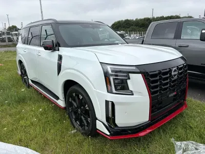 Neu Nissan Armada Nismo 460 PS (338 kW) 2026 Weiß SUV
