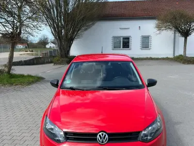 Gebraucht VW Polo 75 PS (55 kW) 2009 Rot Kleinwagen