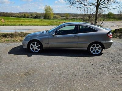 Gebraucht Mercedes CLC200 122 PS (89 kW) 2007 Silber Kleinwagen