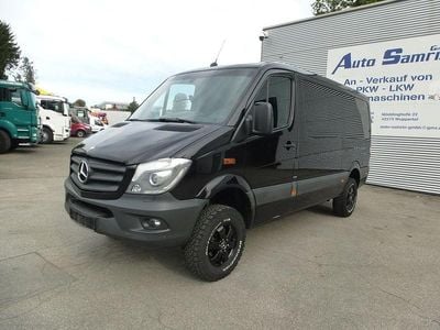 Schwarz Gebraucht 2013 Mercedes 316 Van | 34.900 €