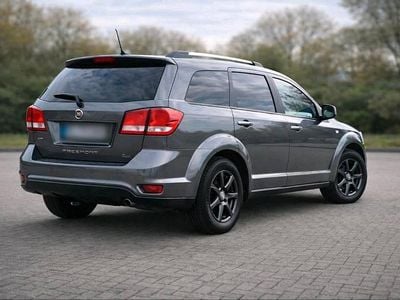 Second-hand Fiat Freemont 140 CP (102 kW) 2013 Gri SUV