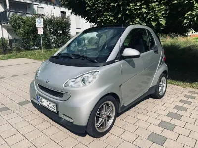 Używany Smart ForTwo Coupé 71 KM (52 kW) 2010 Srebrny Coupe