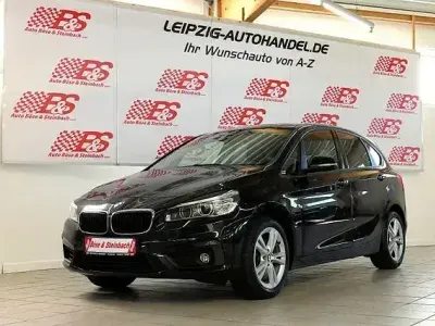 Gebraucht BMW 218 Advantage 136 PS (100 kW) 2017 Schwarz Kombi