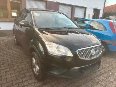 Gebraucht SsangYong Korando 150 PS (110 kW) 2013 Schwarz SUV