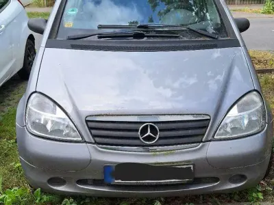Gebraucht Mercedes A140 Classic 82 PS (60 kW) 1999 Silber Van / Kleinbus