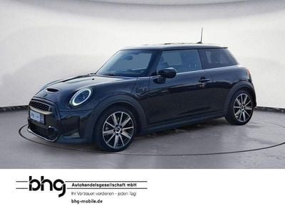 Second-hand Mini Cooper S Classic 178 CP (130 kW) 2022 Negru Hatchback