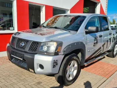 Gebraucht Nissan Titan 305 PS (224 kW) 2008 Silber Pickup