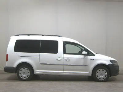 Gebraucht VW Caddy Maxi Trendline 150 PS (110 kW) 2018 Weiss Van / Kleinbus