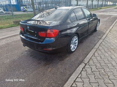 gebraucht BMW 330 d Sport Line Automatic Sport Line