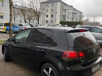 Gebraucht VW Golf VI 140 PS (102 kW) 2011 Schwarz Kleinwagen