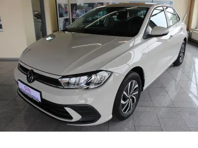 Gebraucht VW Polo Life 95 PS (69 kW) 2022 Beige Kleinwagen