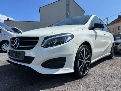 Gebraucht Mercedes B200 AMG Edition 1 136 PS (100 kW) 2018 Calcitweiss/zirrusweiss Kleinwagen