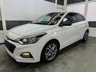 Gebraucht Hyundai i20 Active 101 PS (74 kW) 2019 Weiß Kleinwagen