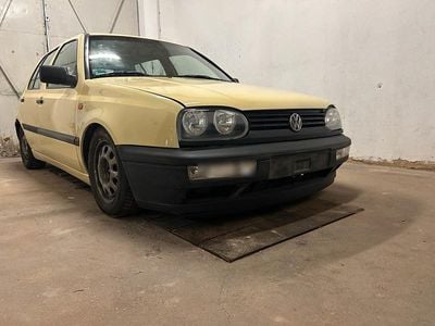 VW Golf III