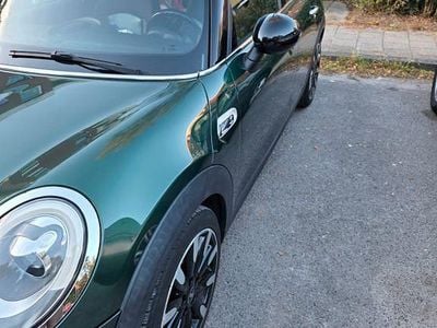 Usado Mini Cooper SD 170 HP (125 kW) 2016 Verde Citadino