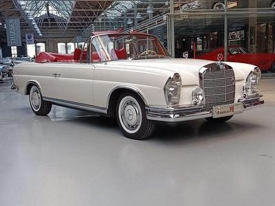 Gebraucht Mercedes 220 120 PS (88 kW) 1963 Weiß Cabrio