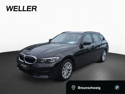 Gebraucht BMW 318 Advantage 150 PS (110 kW) 2022 Black sapphire (schwarz) Kombi