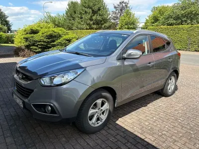 Gebraucht Hyundai ix35 Style 163 PS (119 kW) 2012 Grau SUV