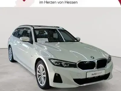 Gebraucht BMW 320e Shadowline 2022 Andere Kombi