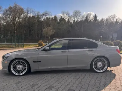 Gebraucht BMW 740 306 PS (225 kW) 2009 Grau Limousine