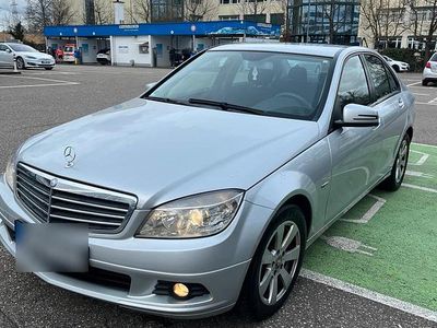 Gebraucht Mercedes C200 136 PS (100 kW) 2010 Silber Limousine