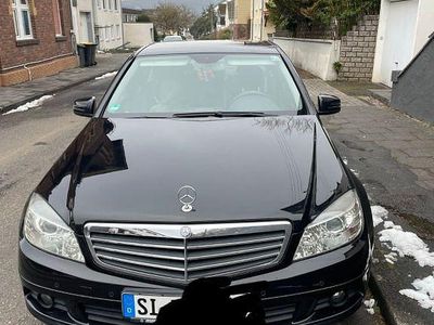 Schwarz Gebraucht 2010 Mercedes C200 Avantgarde Limousine | 6.700 €