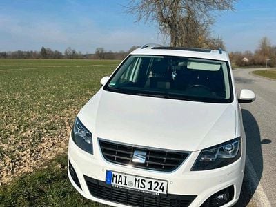 Gebraucht Seat Alhambra 150 PS (110 kW) 2015 Weiß Van / Kleinbus