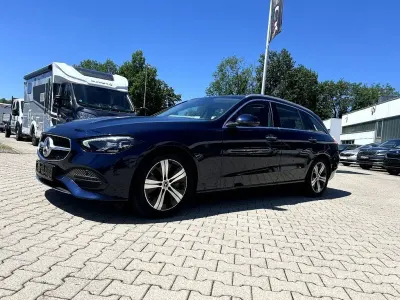 Gebraucht Mercedes 220 Avantgarde 200 PS (147 kW) 2021 Cavansitblau (metallic) Kombi