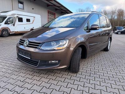 Gebraucht VW Sharan Comfortline 140 PS (102 kW) 2012 Braun Van / Kleinbus