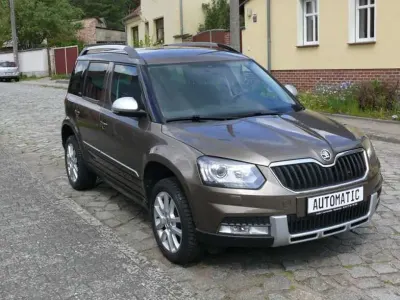 Gebraucht Skoda Yeti Adventure 105 PS (77 kW) 2015 Matobraun metallic (metallic) SUV