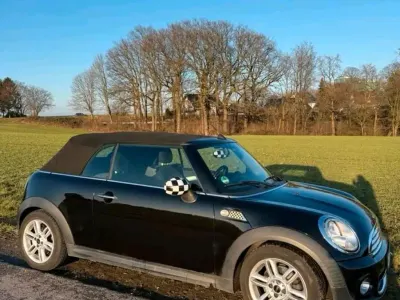 Gebraucht Mini One Cabriolet 98 PS (72 kW) 2015 Schwarz Cabrio