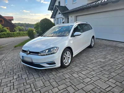 Gebraucht VW Golf VII Comfortline 116 PS (85 kW) 2017 Weiß Kombi